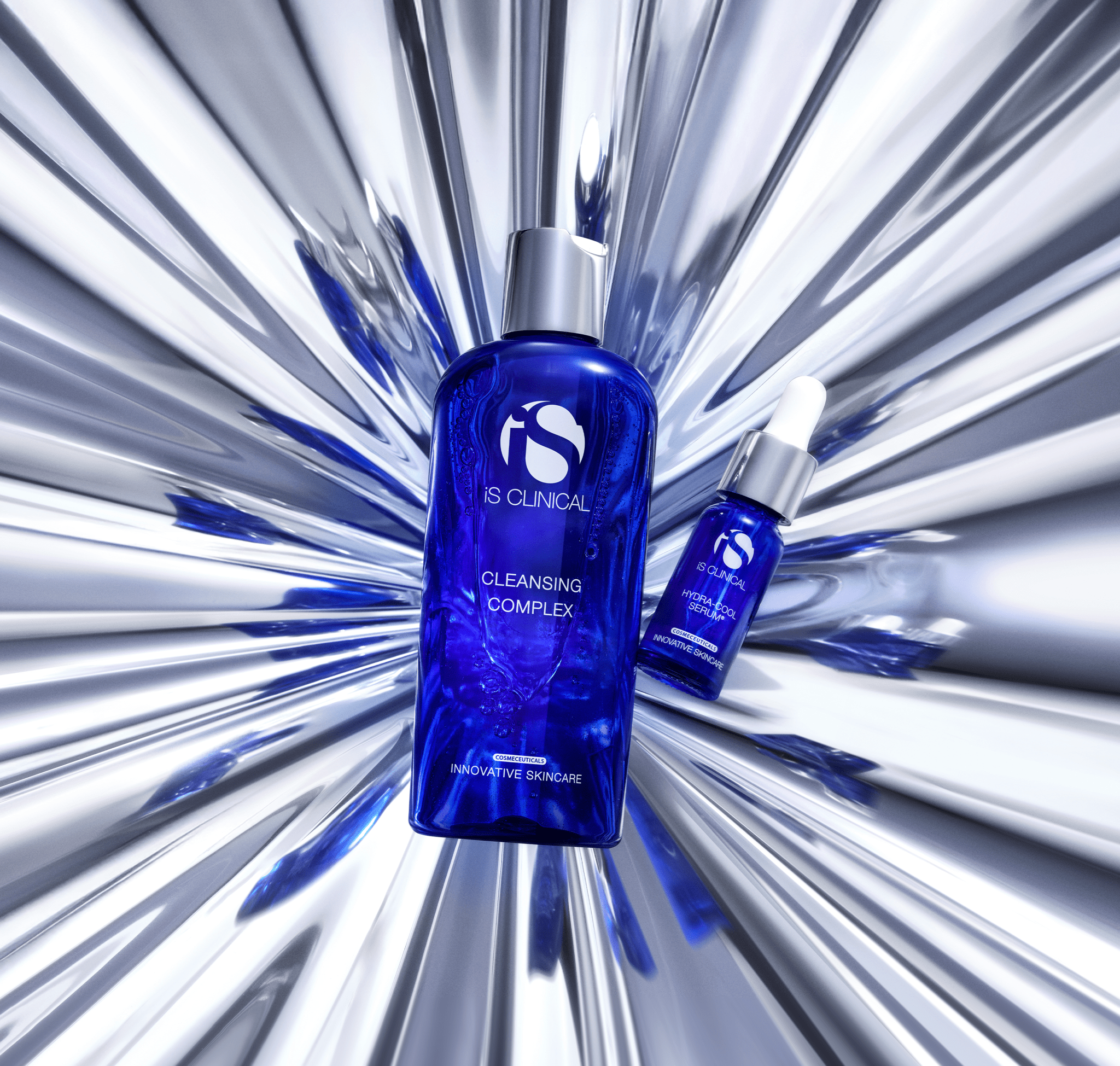 Balance and Hydrate Duo Holiday Kit - iS CLINICAL