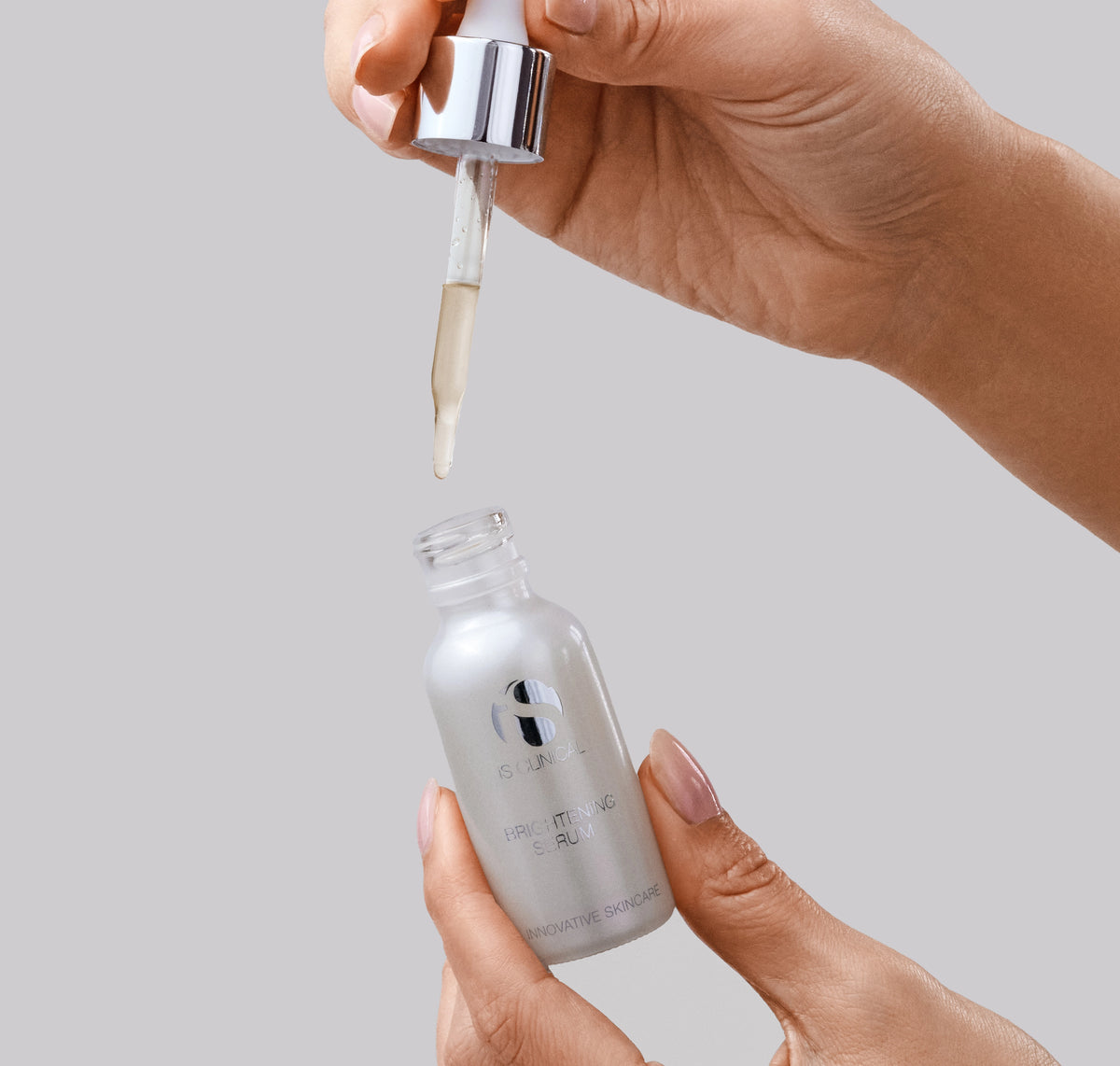 Brightening Serum - iS CLINICAL